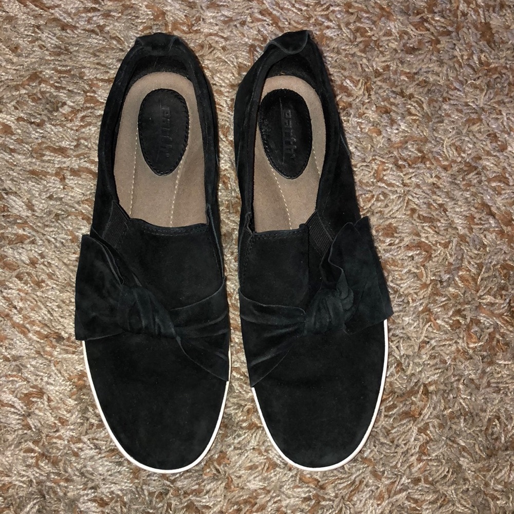 Earth shoes